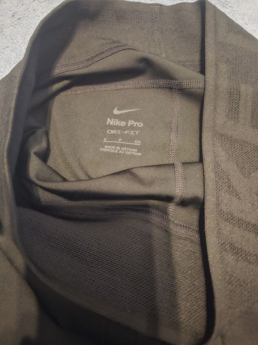 Nike Pro дамски клин