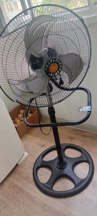 Продам вентилятор