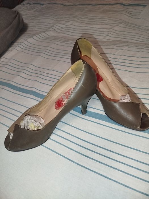 Туфли женские на каблучке
