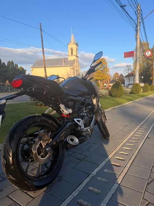 Vând Honda CB125R – Stare foarte bună