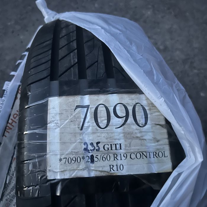 Шины 235/60/19 летние