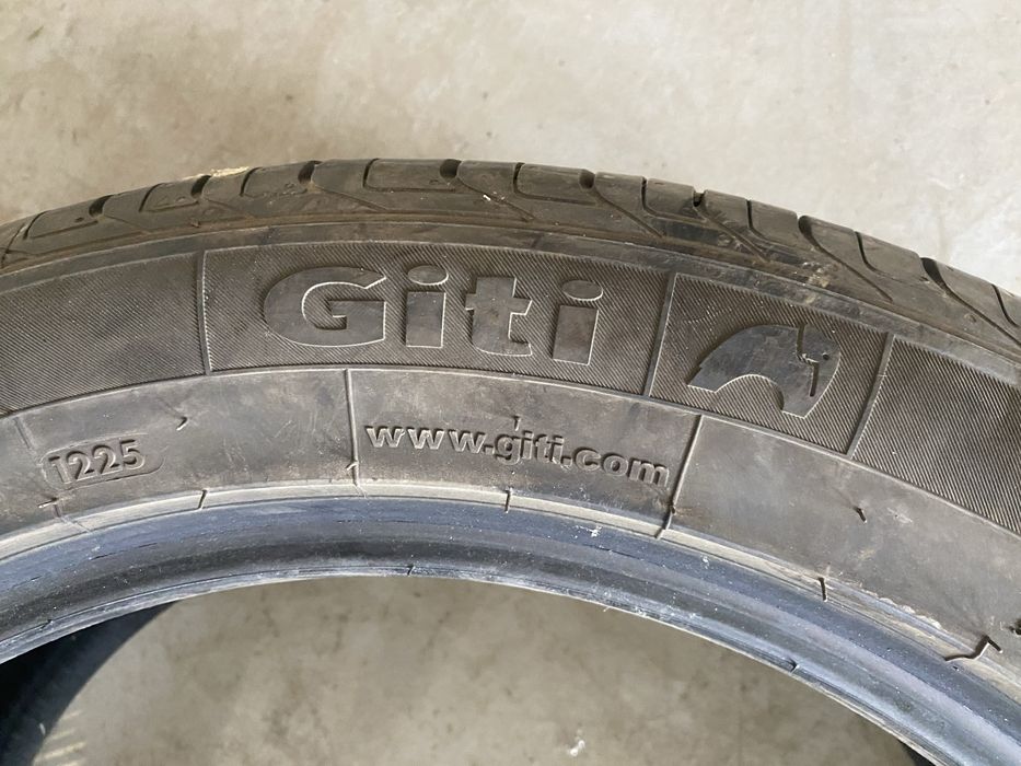 Покрышка 235/50 R19