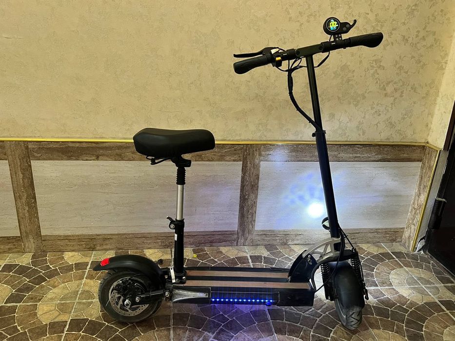 Электронный самокат Skillmax