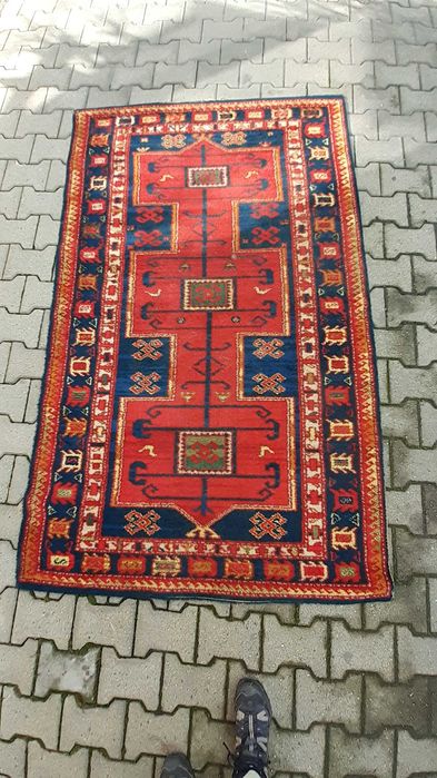 covor vechi din lână, tesut manual