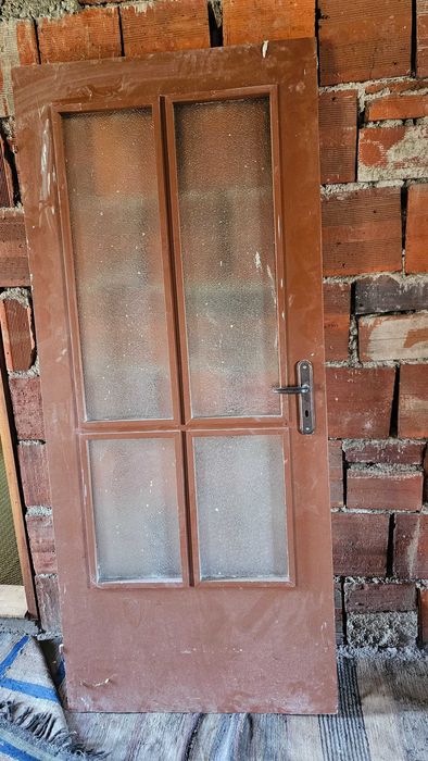 Интериорни врати