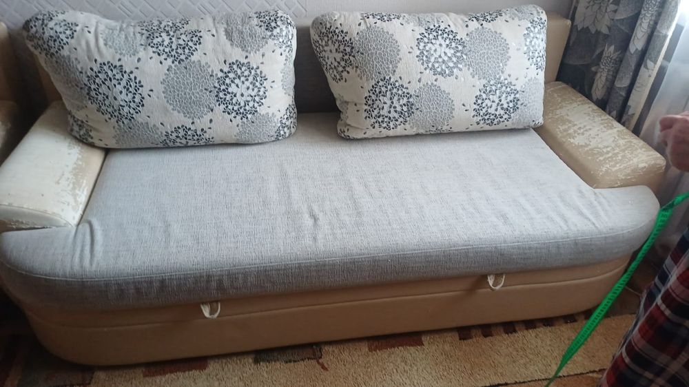 Продам диван и кресло