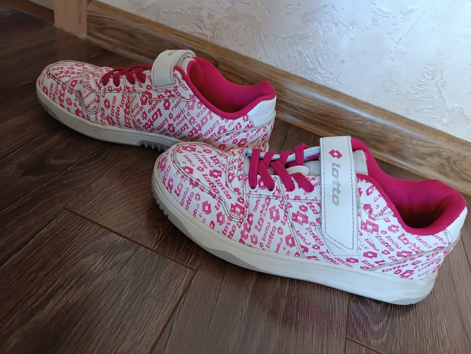 Спортни обувки Lotto