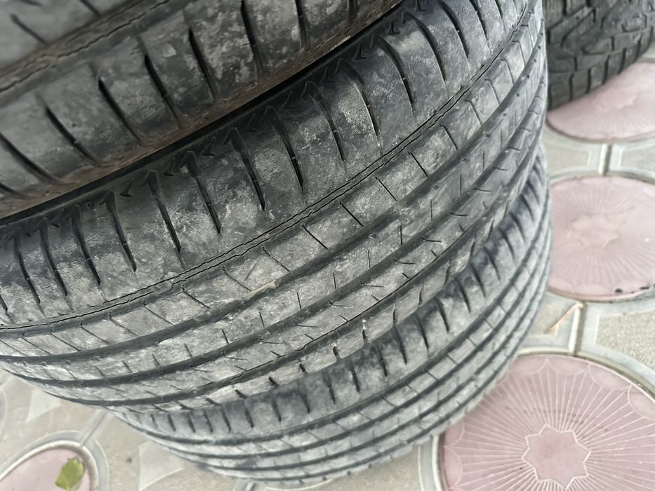 Шины комлпект  4шт