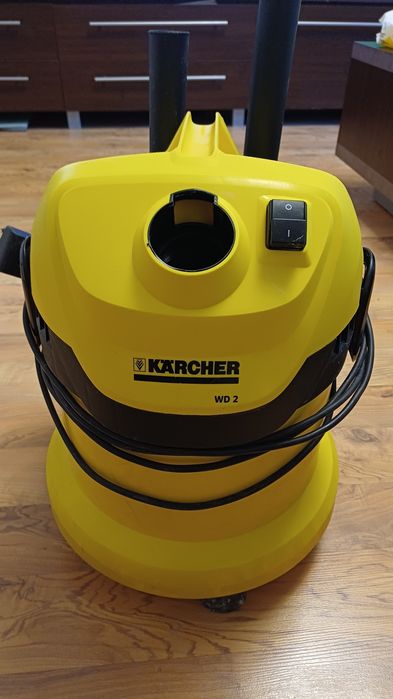 Aspirator umed uscat Karcher wd2