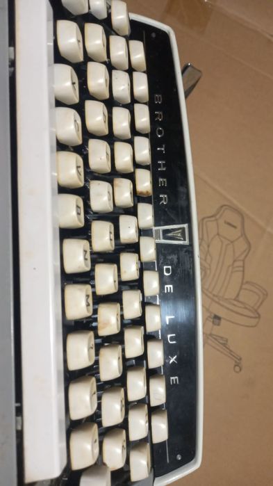 Mașină portabilă de scris