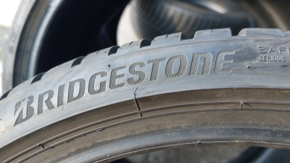 Всесезонни гуми 235/35/19 Bridgestone 4 броя