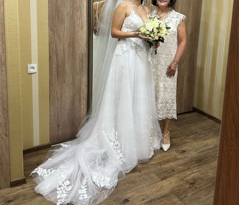 Свадебное платье