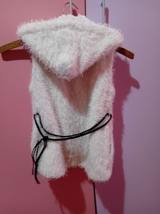 Детски елек за момиче