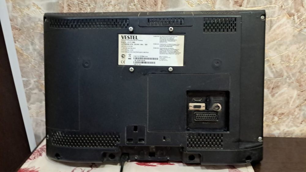 Телевизор Vestel LCD TV 19880