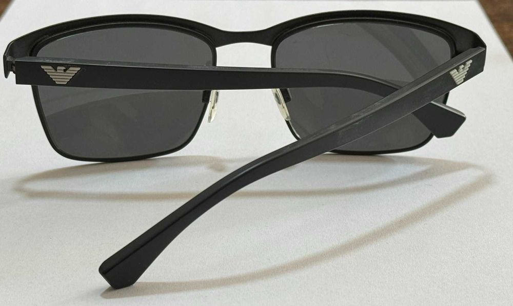 Продавам слънчеви очила Emporio Armani