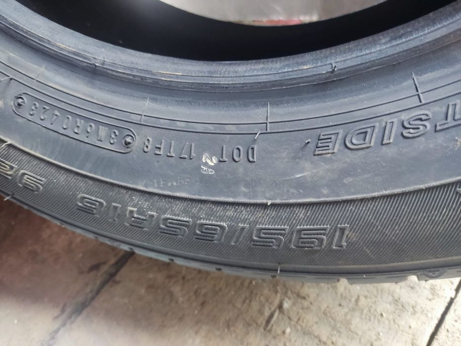 Продам резину на 16 новую