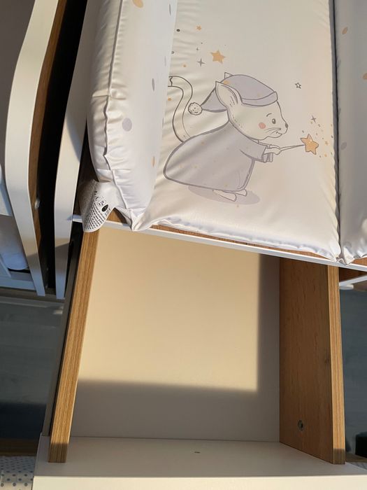 Бебешка кошара с повивалник + музикална играчка