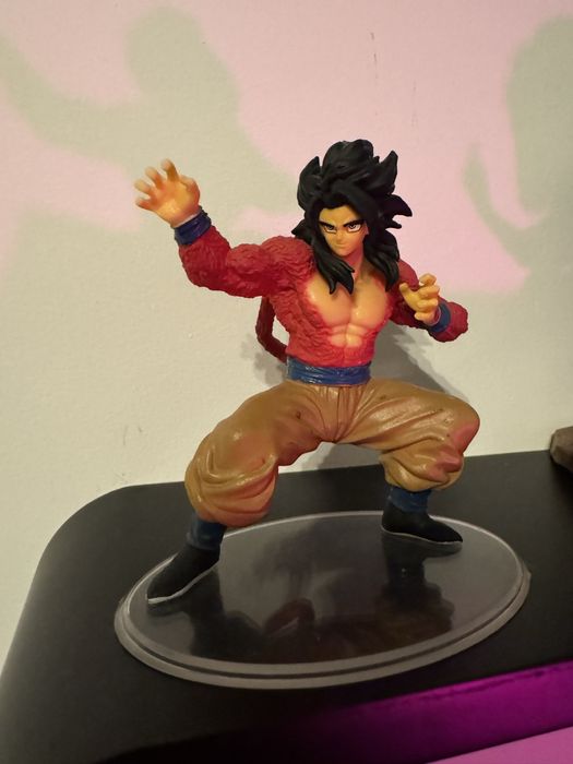 Figurina Dragon Ball GT Son Goku SSJ4