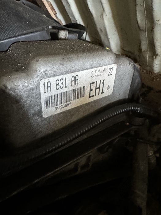 Двигаиель Форд Мондео 2.5 л