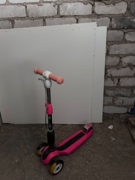 Продам дет велосипеды и самокат