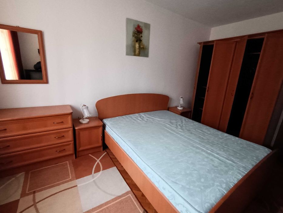Inchiriez apartament doua camere ultracentral, langa Mateo
