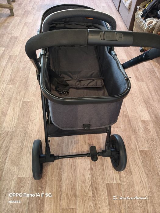 Коляска детская, новая.