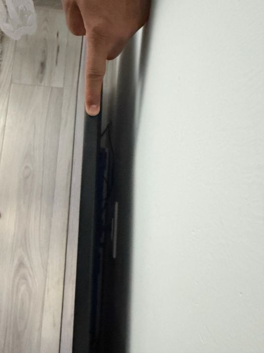 Samsung smart tv 50” model in descriere