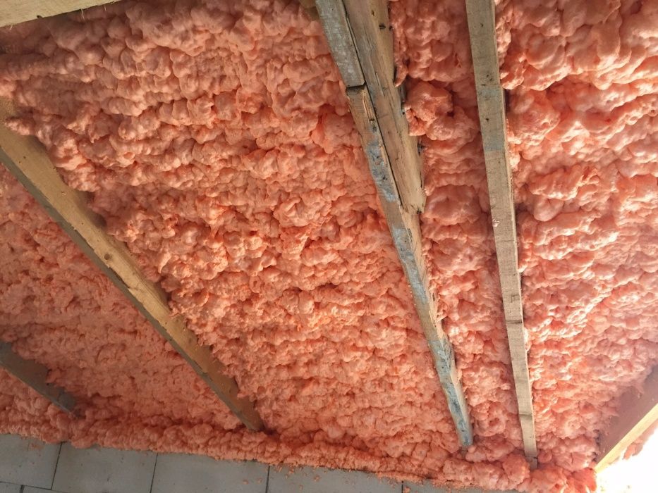 Распыляемый утеплитель. Полинор напыляемый утеплитель применение. Полинор напыляемый утеплитель применение. Напыляемый пенополиуретан. Пена утеплитель для пола.