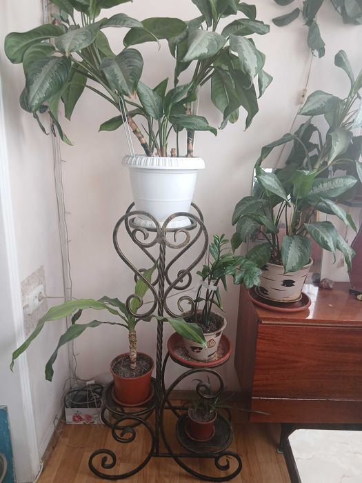 Подставка для цветов