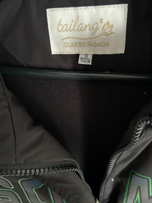 Продам куртку новый женский для девочки