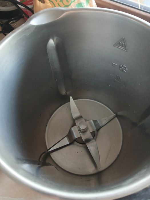 Мултифункционален кухненски робот Beem Thermostar Mixx & Cook.