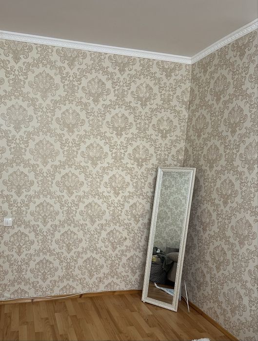 Продам зеркало напольное