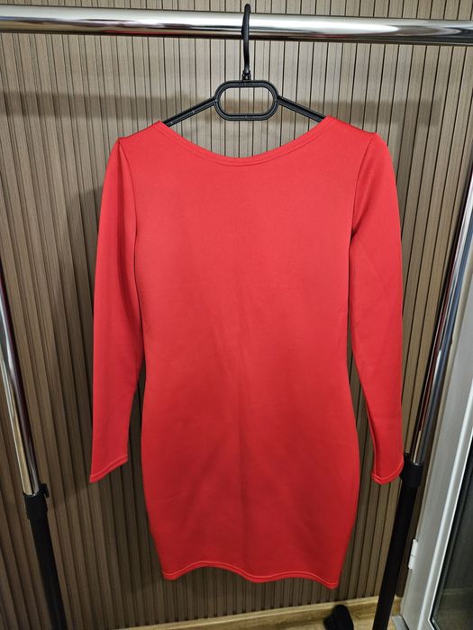 Продавам дамски рокли