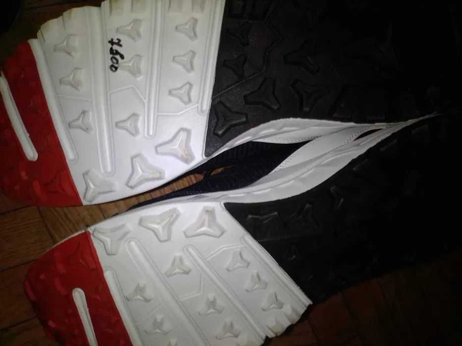 Кроссовки 50 Новые Неношеные!