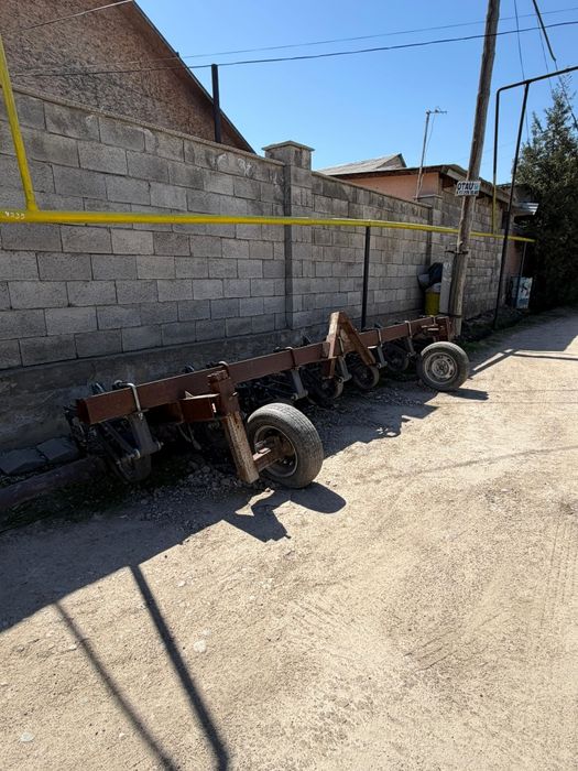 Плуг  Культиватор продам