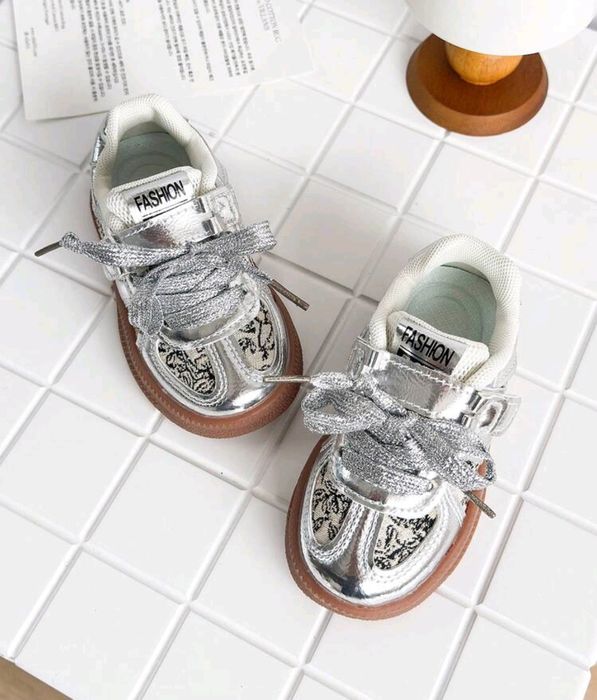 Детски обувки за момиче