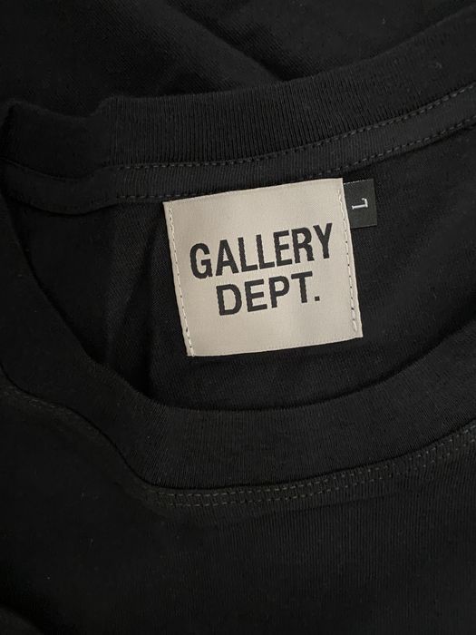 Tricou gallery dept