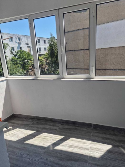 Închiriez apartament 2 camere!