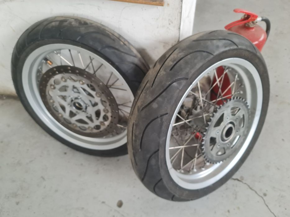 Vulcanizare moto motociclete scutere atv non stop