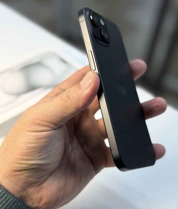 iPhone 15 128 GB