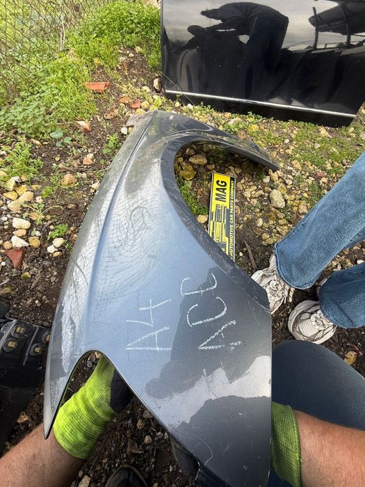 Пределн ляв калник Audi A4 face B 8.5 ном 260