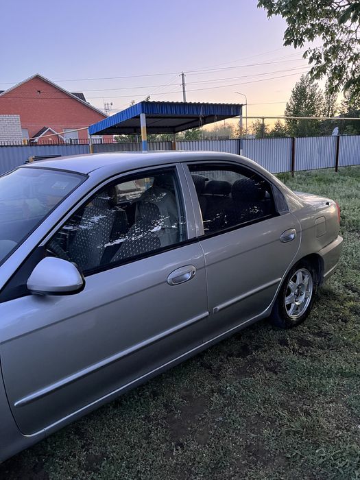 Kia Spectra продам