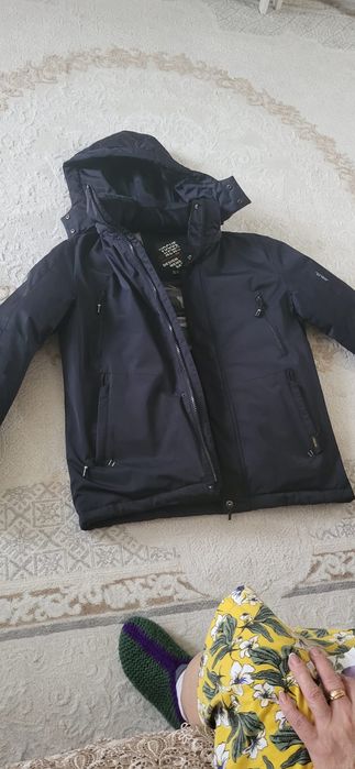 Куртка хорошая бу