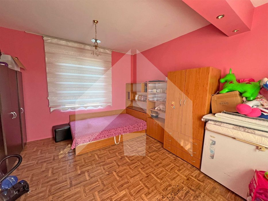 Продава се Къща в Нови пазар - 98 кв.м за 287 €/кв.м - Снимка #18