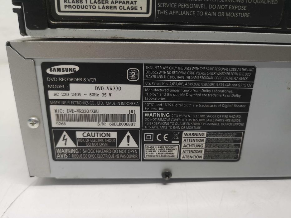 DVD/Video Player / Samsung / Sharp