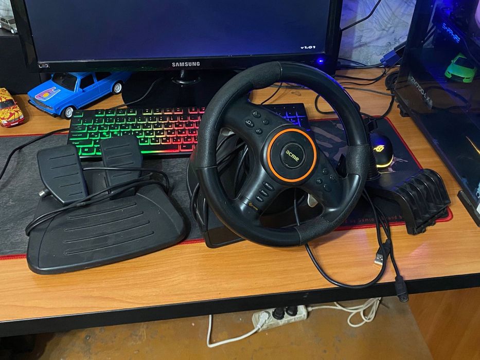 Продам игровой руль