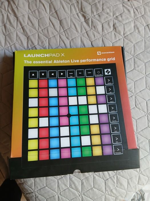 Novation LaunchPad  X музикален грид