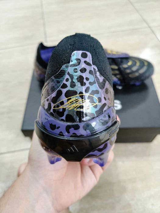 Ghete Fotbal adidas Predator Elite FG "Kaka"