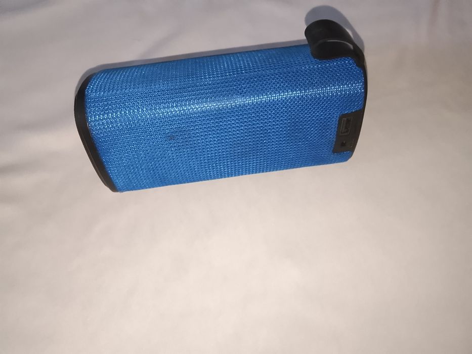 Калонка без приключение блютуз