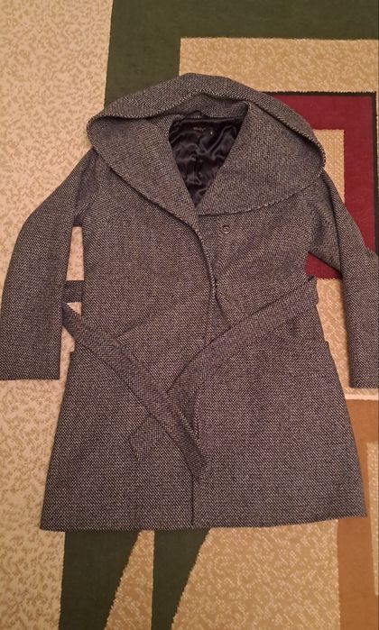 Продается женское  пальто